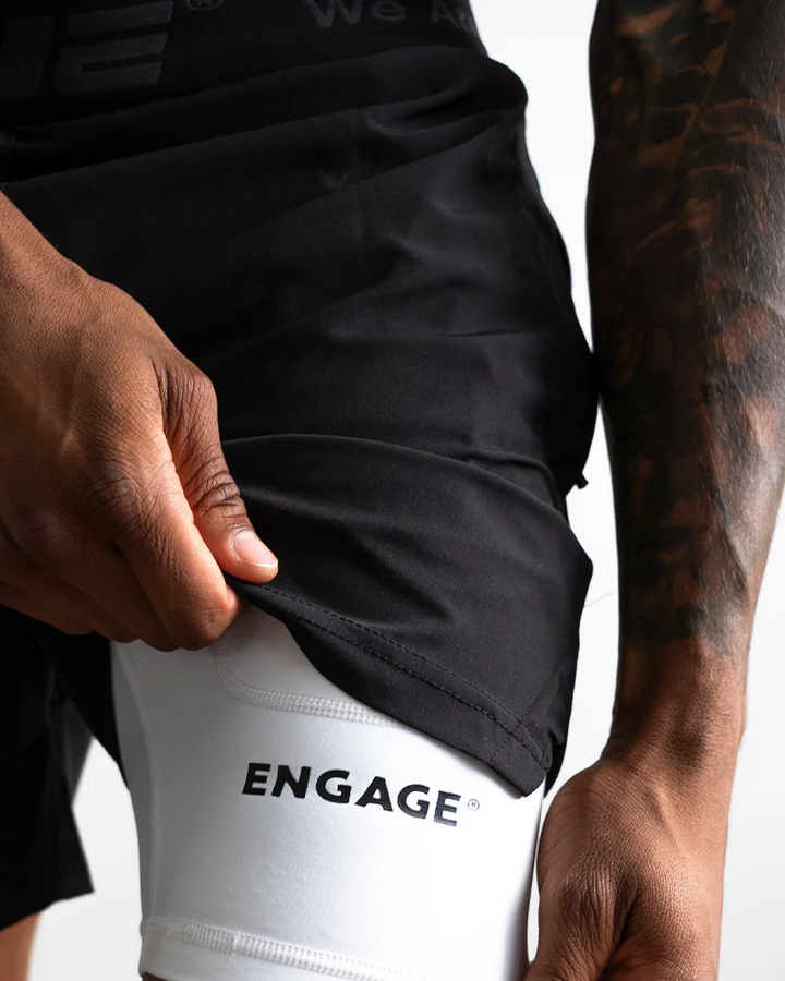 Engaging Shorts Engage Core 2-in-1 Training Shorts – classicfightshop
